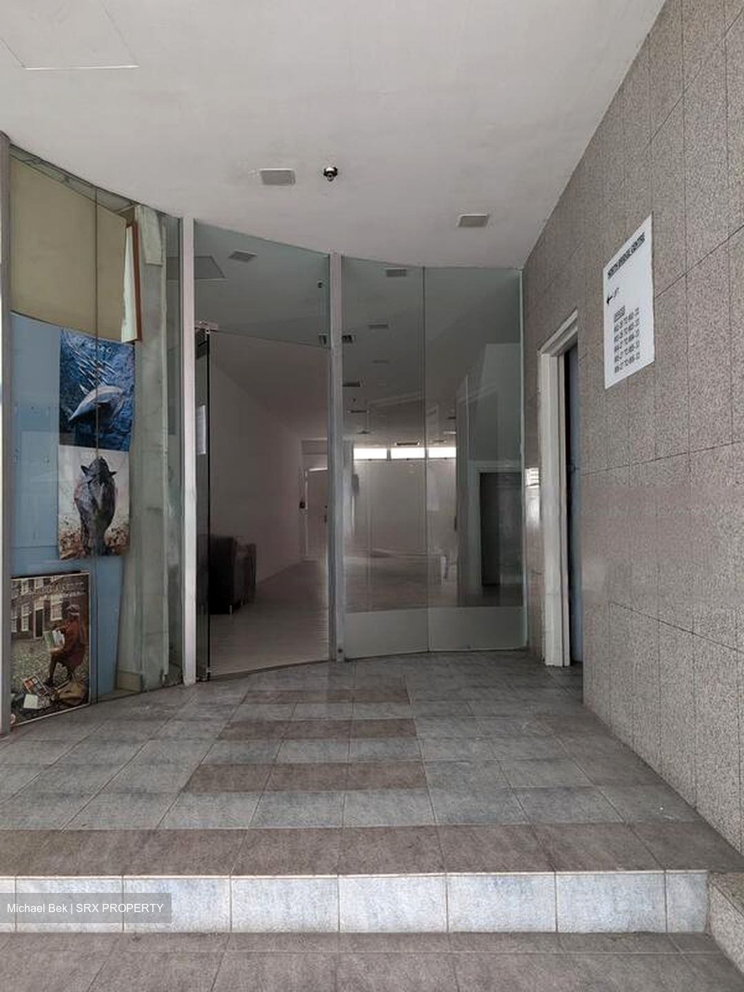 North Bridge Centre (D7), Retail #528903561